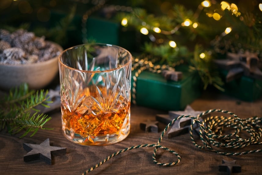 Gin, Whiskey & co.: gli spirits (in offerta) per i tuoi regali di Natale